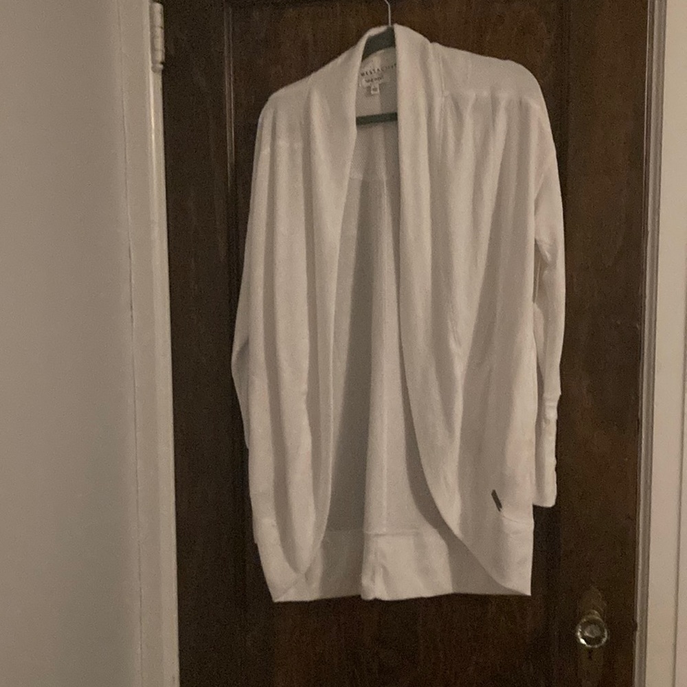 Brand new! Nine West active sweatshirt with thumb slits
